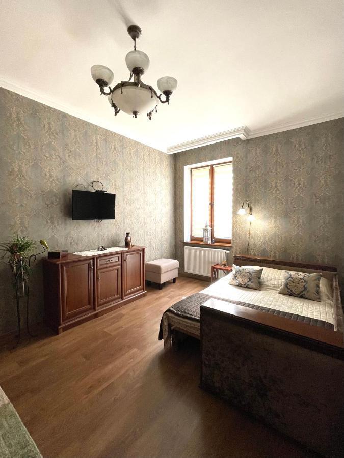 Apartment On Franka 利沃夫 外观 照片